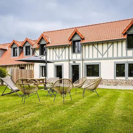 Ensemble De 2 De Charme - 15 Personnes