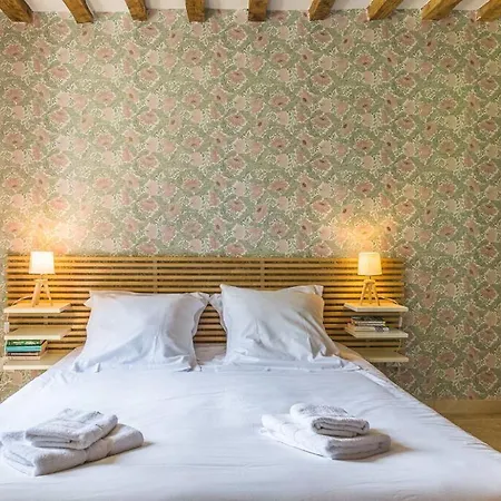 Casa vacanze Ensemble De 2 De Charme - 15 Personnes *